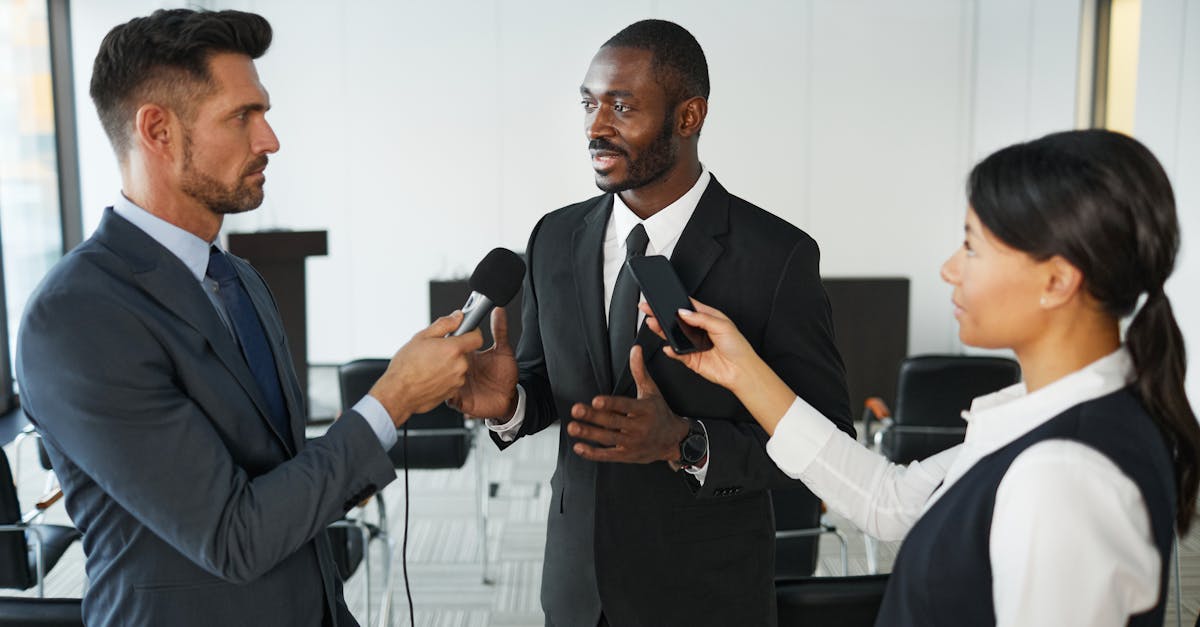 VX小号买卖：好又贷app详情下载教程